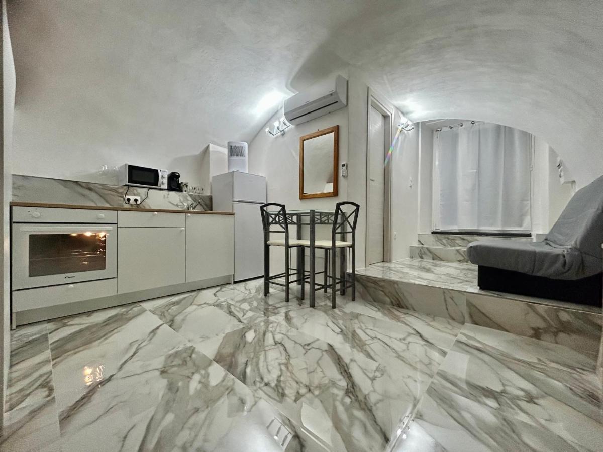 Cave House Apartment Menton Ngoại thất bức ảnh