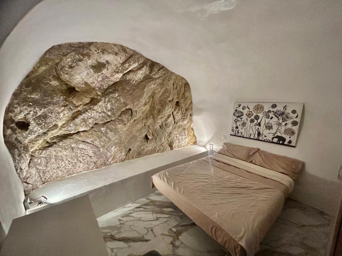 Cave House Apartment Menton Ngoại thất bức ảnh